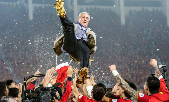 银狐执教中国男足,银狐要怎么打败