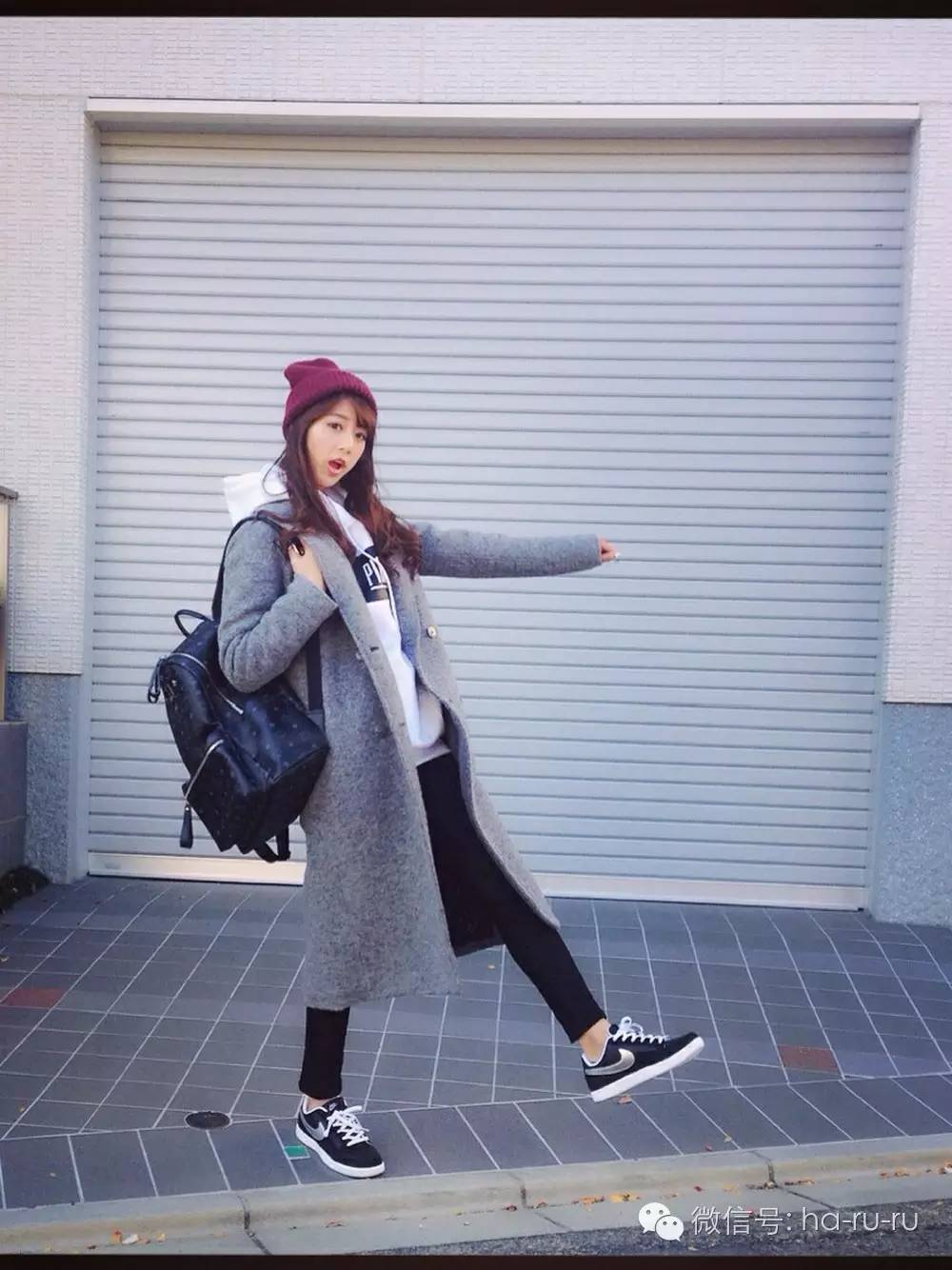 mcm的包包应该怎么搭配,mcm包包穿搭