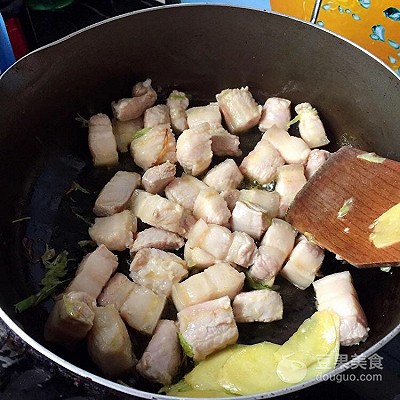 红烧肉的做法大厨教程视频,红烧肉的做法小视频