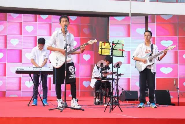 清华附中上地学校小升初,清华附中上地学校