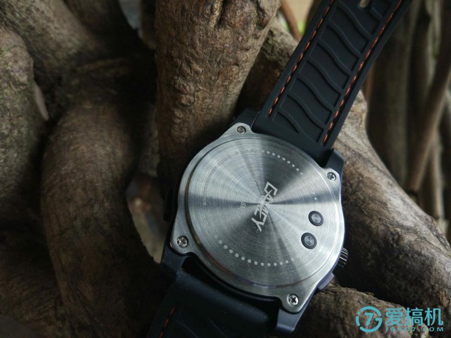 传统与现代创新的碰撞,传统与科技的碰撞视频