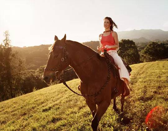 90后10个好莱坞明星,好莱坞十大最具潜力00后演员