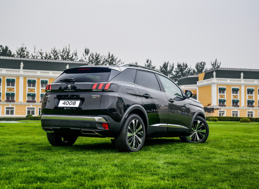 东风标致4008的评价,标致40081.6t和1.8t有什么区别