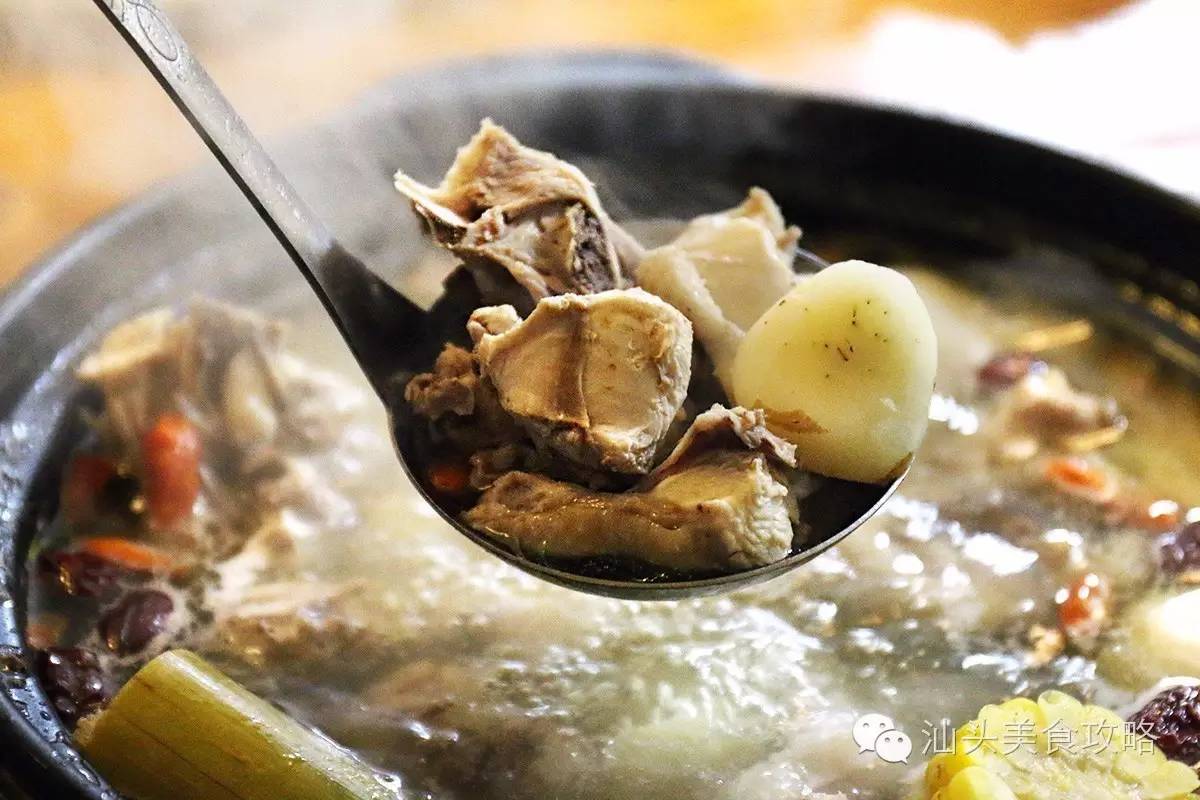 一大班汕头吃货争着到这家店*鸡叫**，竟引起一场“骚乱”！手快有手慢没！