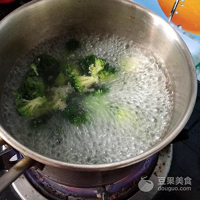 红烧肉的做法大厨教程视频,红烧肉的做法小视频