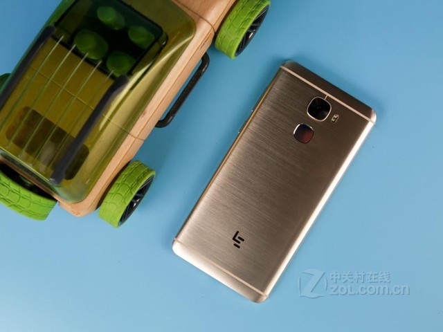 乐视手机乐pro3刷什么系统运行快,乐视乐pro3值不值得买