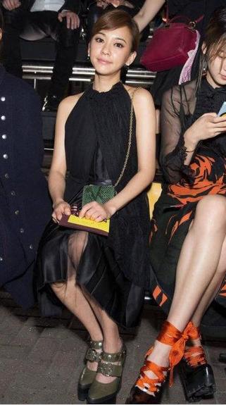 陈意涵惊艳时装周,陈意涵未ps照