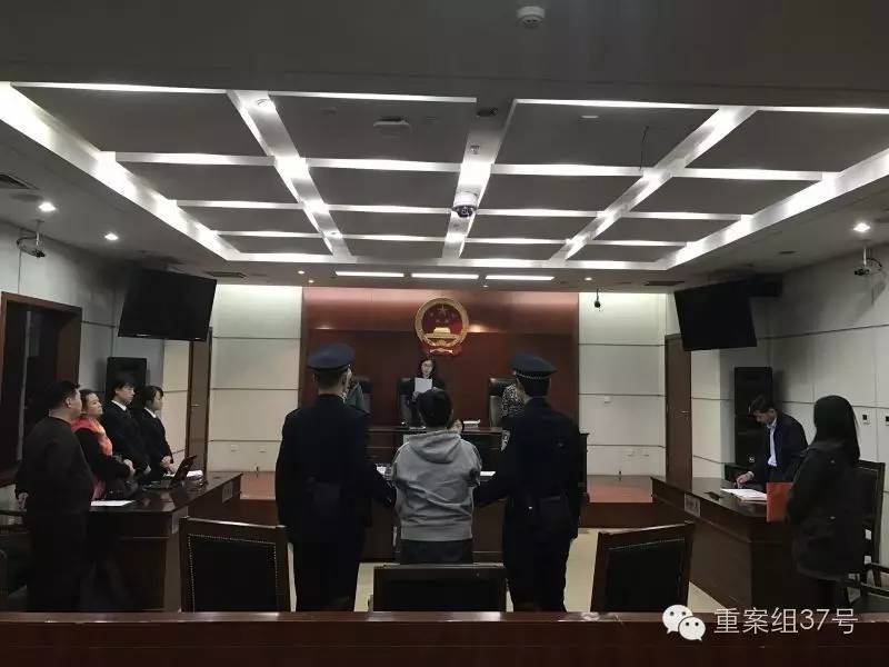 女大学生做“微商”卖假溶脂针被判一年半，直到受审她还一脸懵圈