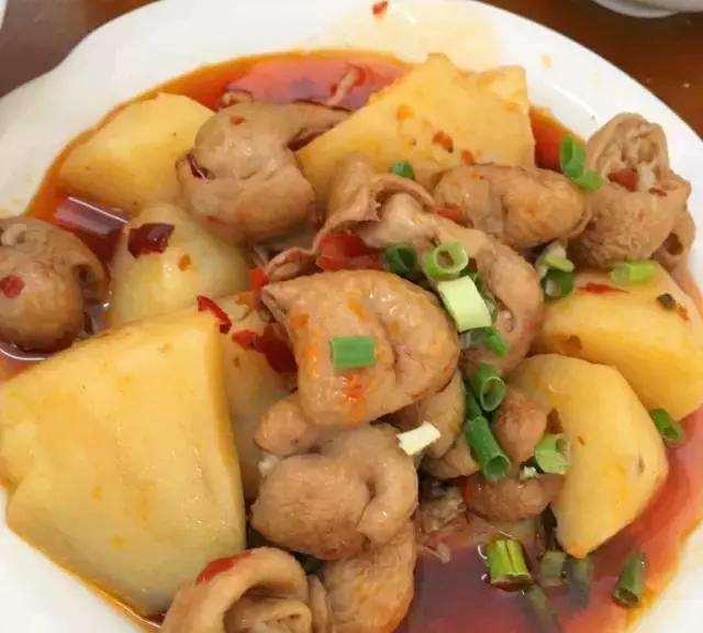 离开成都这多年，发现心念念的还是这碗4块钱的汤饭