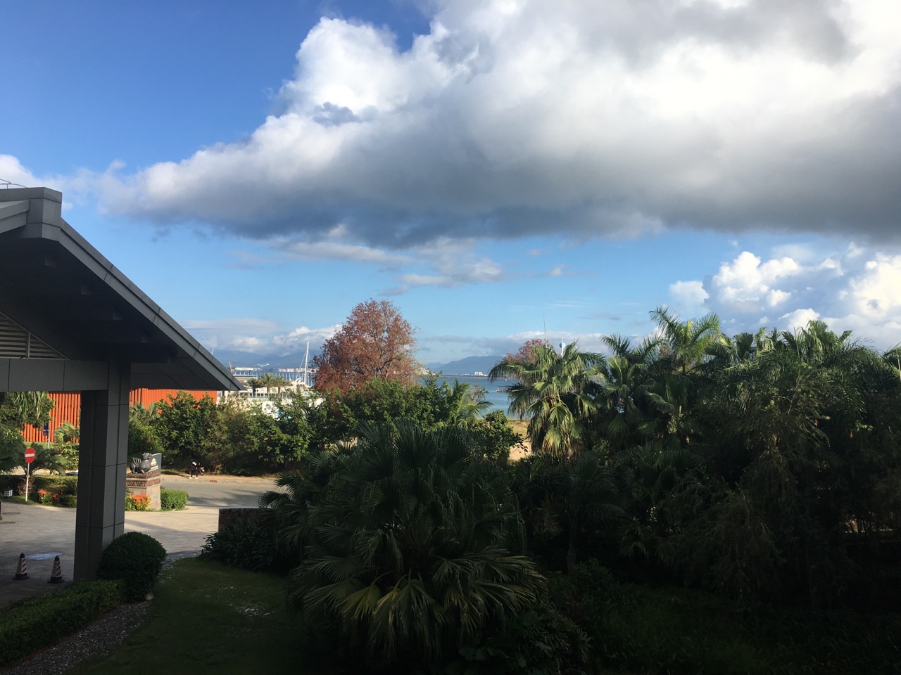 三亚一个来了就不想再来的城市,三亚来了就不想走的城市