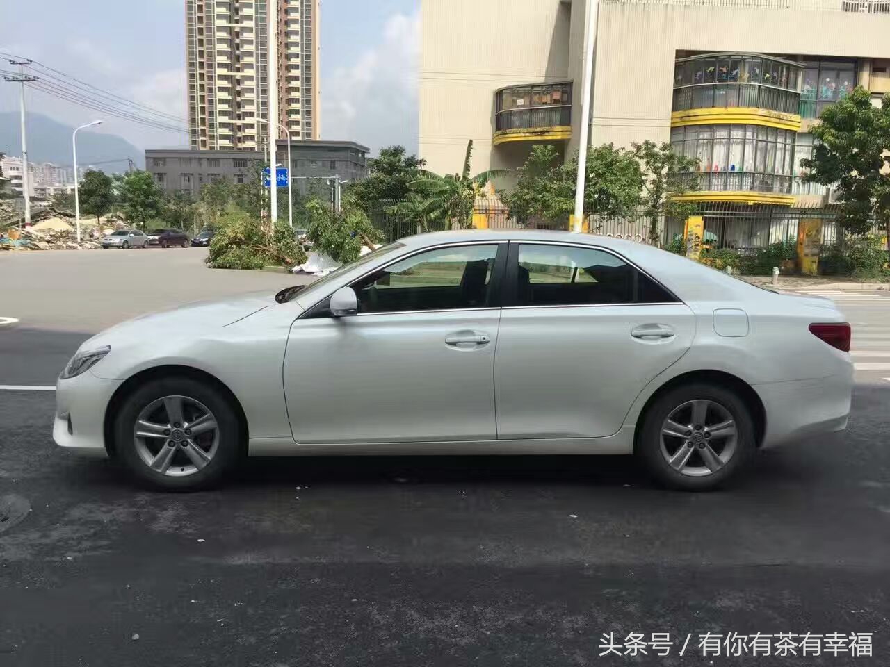 拿下15年锐志2.5s菁锐版,12年丰田锐志2.5s菁华版