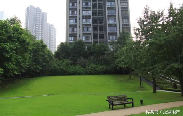 没有物管的老小区该找谁,没有物业的老小区归谁管