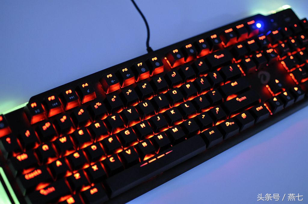达尔优ek815键盘评测,达尔优ek815机械键盘测评