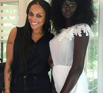 世界公认最黑的模特,世界上肤色最黑的模特