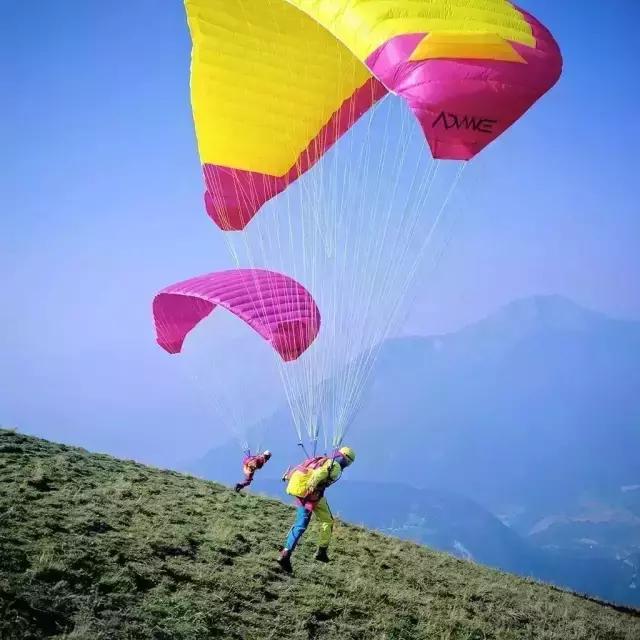 世界顶级鸟人们“这两天都在富阳常安！想当“鸟人”你也可以！