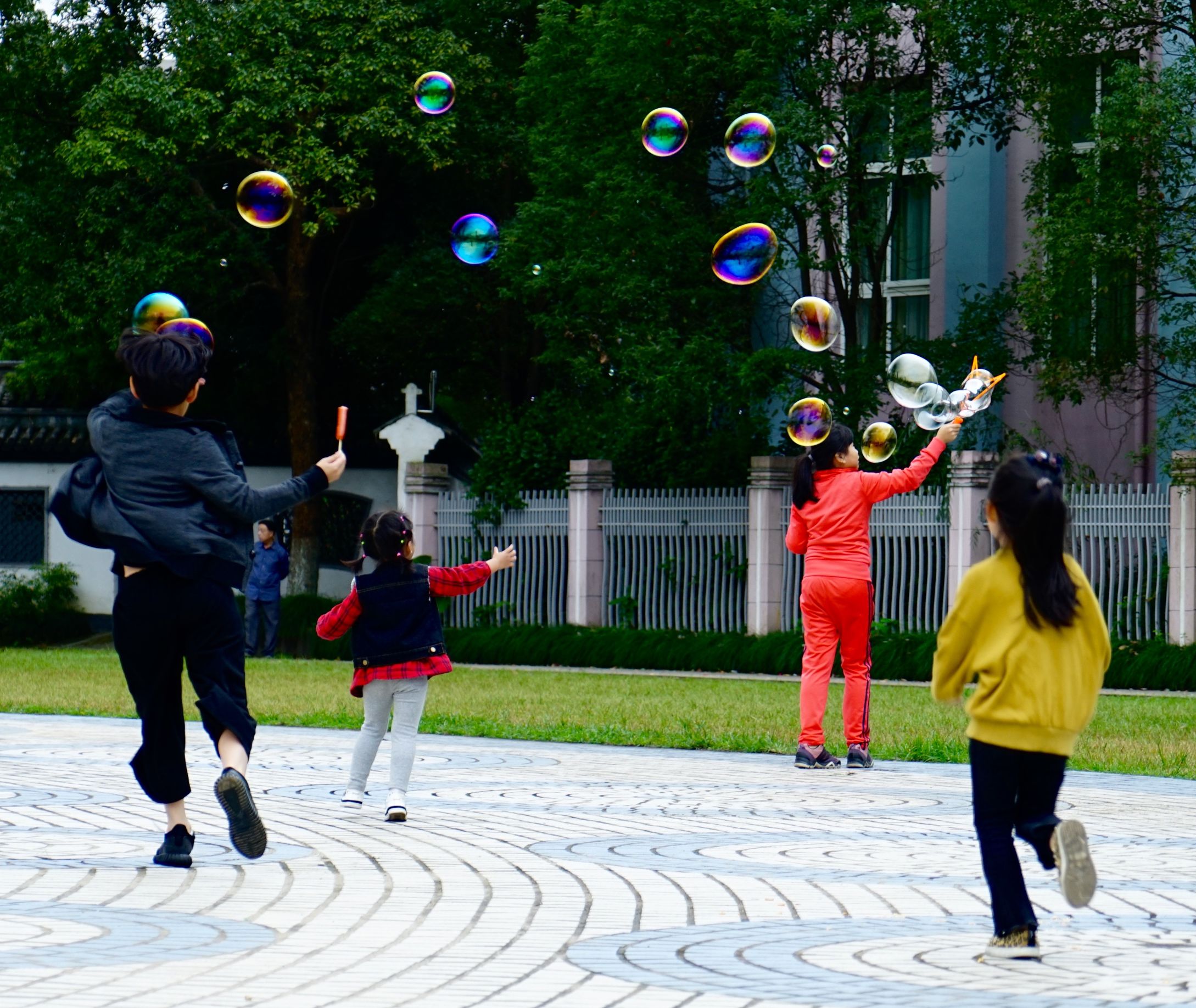 温州市中心最繁华地段,温州哪里人流量大聚集