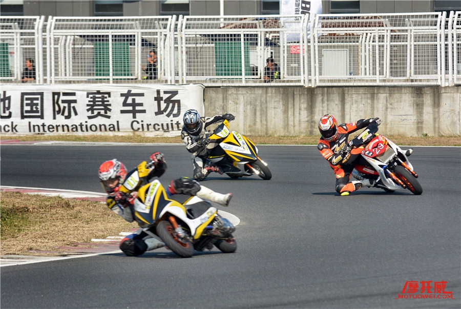 2021摩托车锦标赛总冠军,sbk摩托车锦标赛2022冠军车队