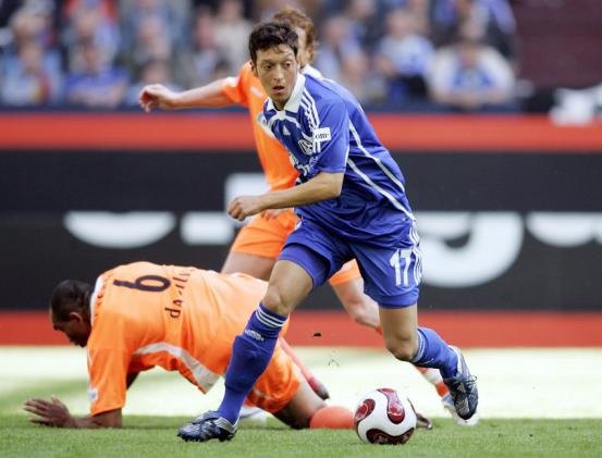 你所不知道的厄齐尔载入史册的第一做饼师