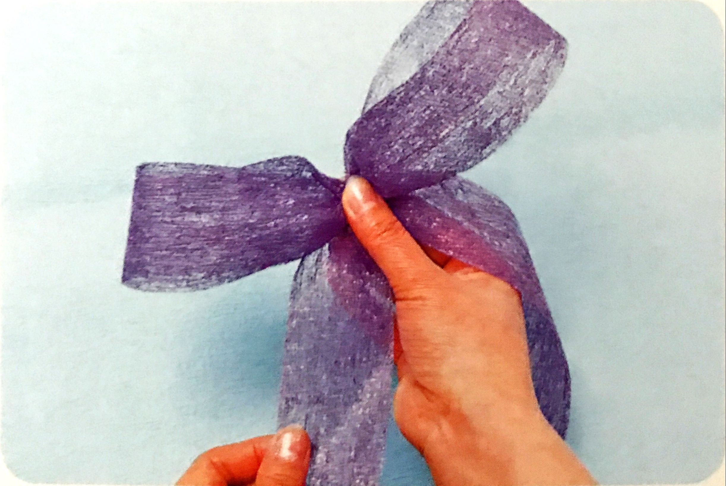 蝴蝶结礼盒的蝴蝶结怎么做,漂亮的礼品蝴蝶结的简单制作方法