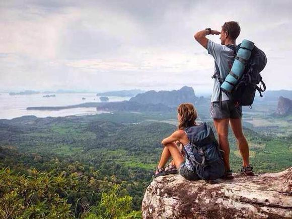 过年回家背包太重，小心“背包病”
