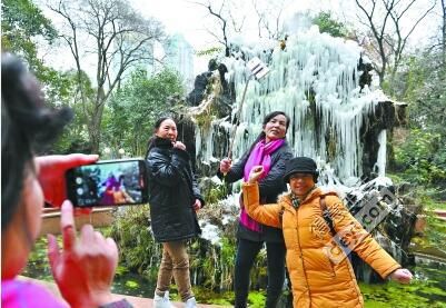 春晚六小龄童节目视频,六小龄童没上春晚事件