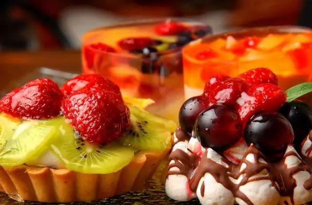 三泸君吐血搜集2016年春节期间泸州近50家餐厅营业时间