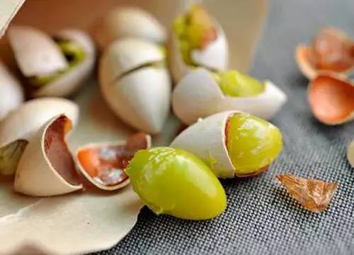 银杏果为什么使人中毒了,银杏果中毒真的假的