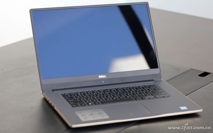 戴尔燃7000r1525s,戴尔燃7000黄白交替