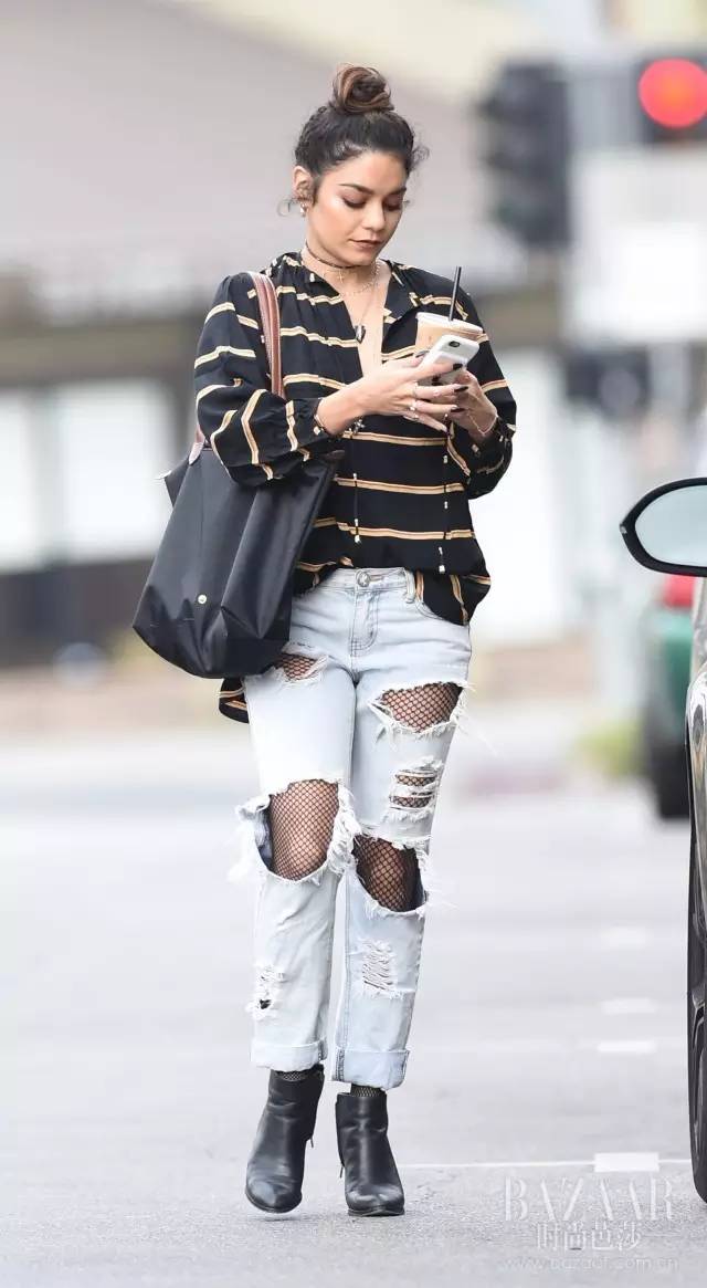 什么？“辣眼睛”的渔网袜又回来了？！然而这一次我竟然驾驭得这么好看！