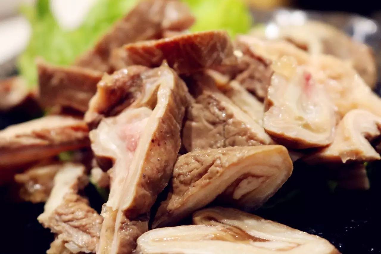 男朋友的怀抱也暖不过冬日里的这家驴肉火锅！