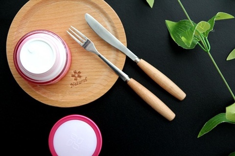 美颜美肤素颜霜,美颜秘笈粉嫩素颜霜