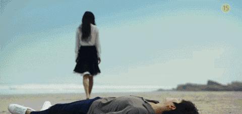 全智贤一字眉图片,全智贤的长直发看起来那么漂亮