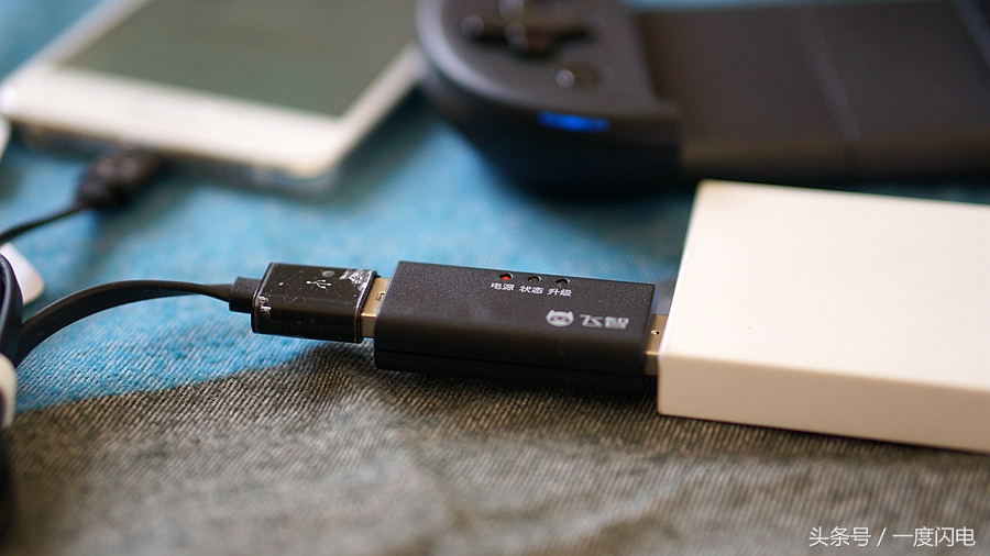 飞智wee手柄支持ios15.0,飞智游戏手柄wee拉伸手柄