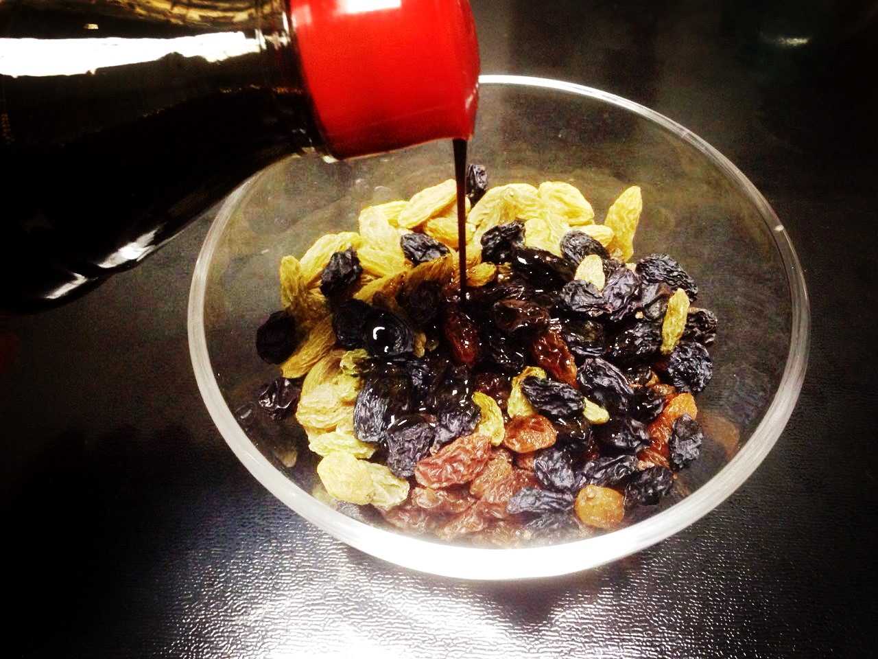 服用醋泡葡萄干的经历,我妈50多岁