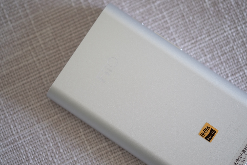 飞傲x1二代拆机,飞傲x1hifi播放器拆机