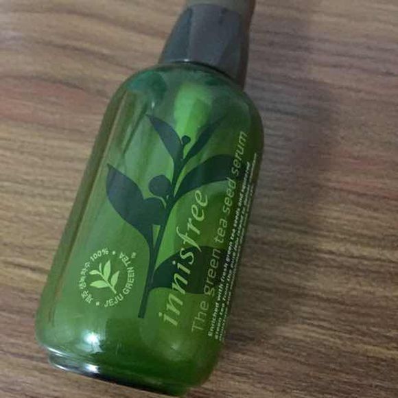 学生护肤好物分享博主推荐,吃土女孩必备的国货护肤品