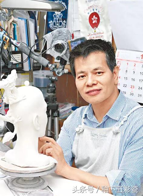 从警察转折成一个军人,成为表情包的创笔者需要什么