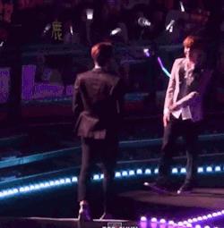 exo吴世勋rodeostation,吴世勋exo银发