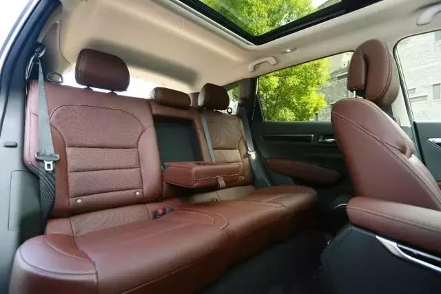 2017款雷诺科雷傲试驾视频,雷诺科雷傲国产与进口