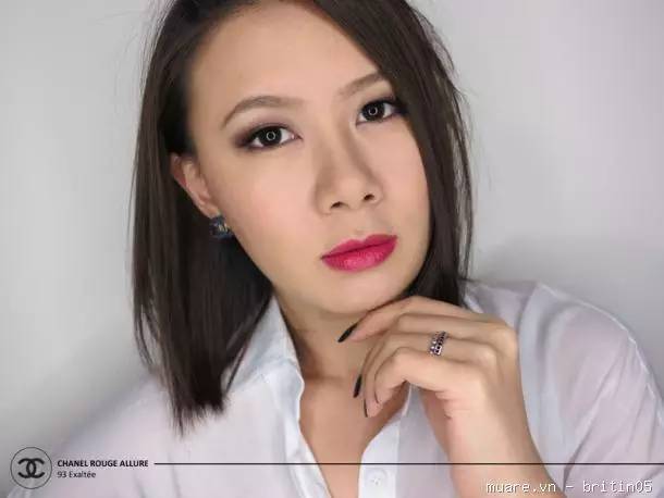 香奈儿口红三支套装试色,看了又看银珠的口红