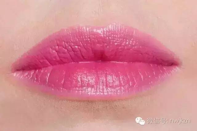 香奈儿口红三支套装试色,看了又看银珠的口红