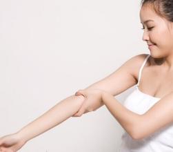 怎么快速瘦胳膊最快方法,甩胳膊能瘦胳膊吗