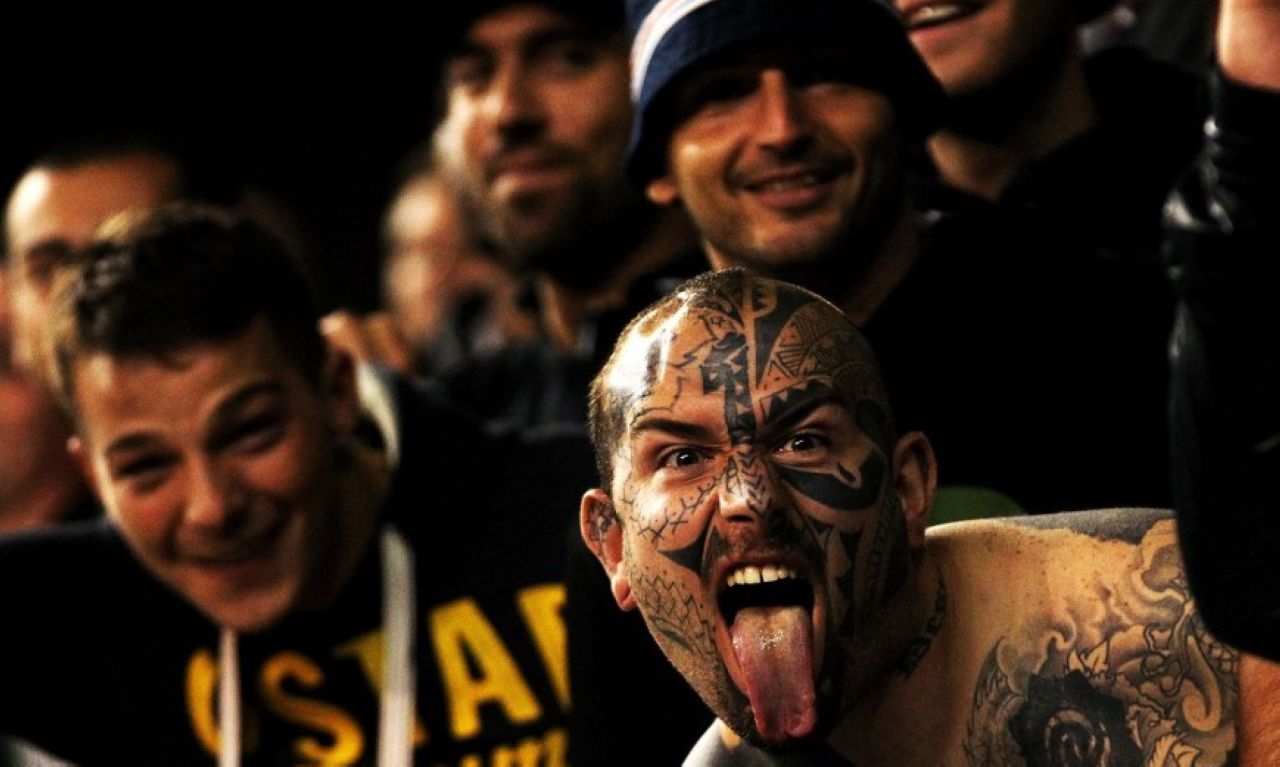 场外风云，足球流氓的江湖往事,上