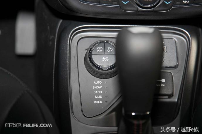 jeep新指南者2017款导航升级,jeep指南者2019款升级