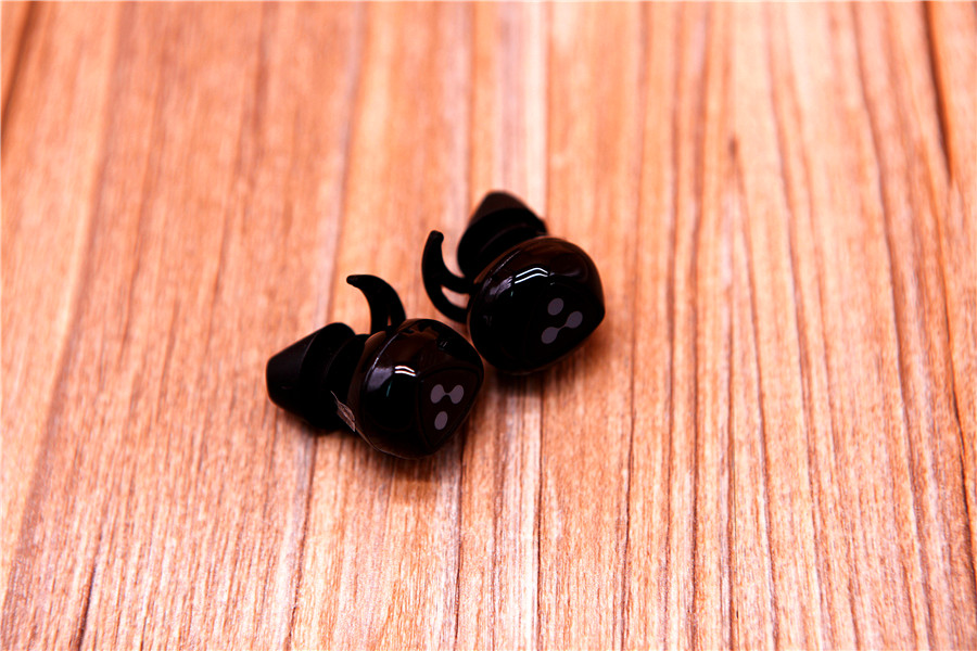 蓝牙真无线耳机100元以下测评,蓝牙版本d900