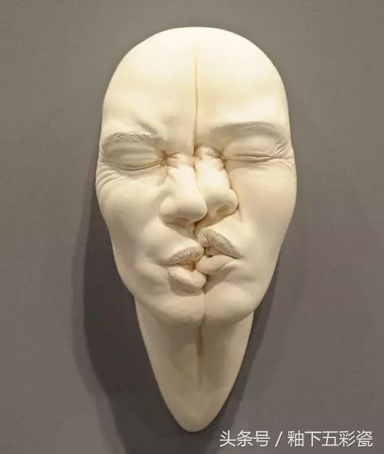 从警察转折成一个军人,成为表情包的创笔者需要什么