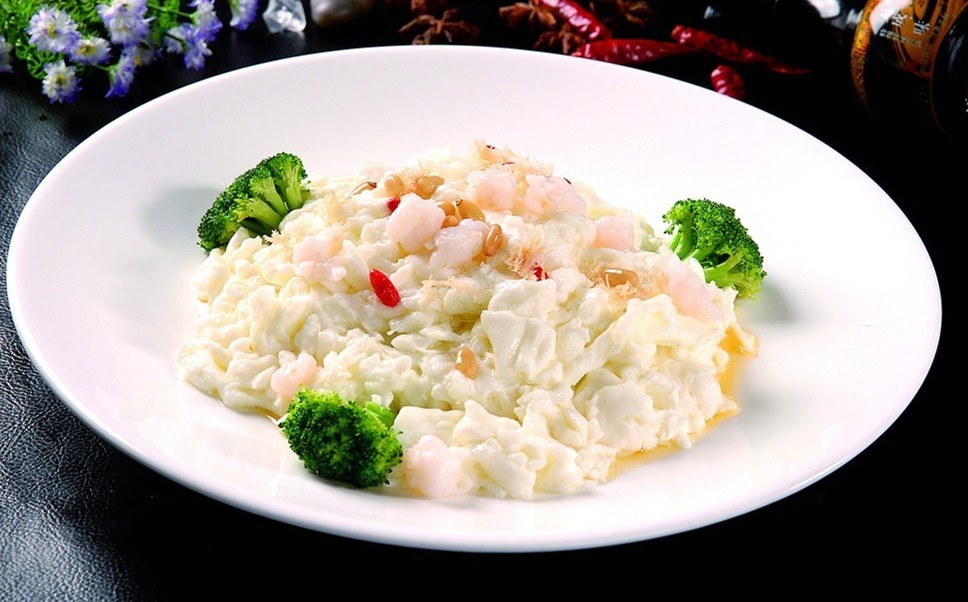 这家餐厅提供的菜单让人细思极恐,这家餐厅菜不好吃却天天爆满