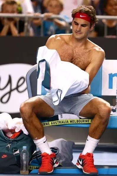 谁说天热不能骑行,天冷不适合打网球吗