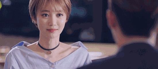 人家说你穿衣服可潮流你咋回答,今年大火的这件单品你真的会穿吗