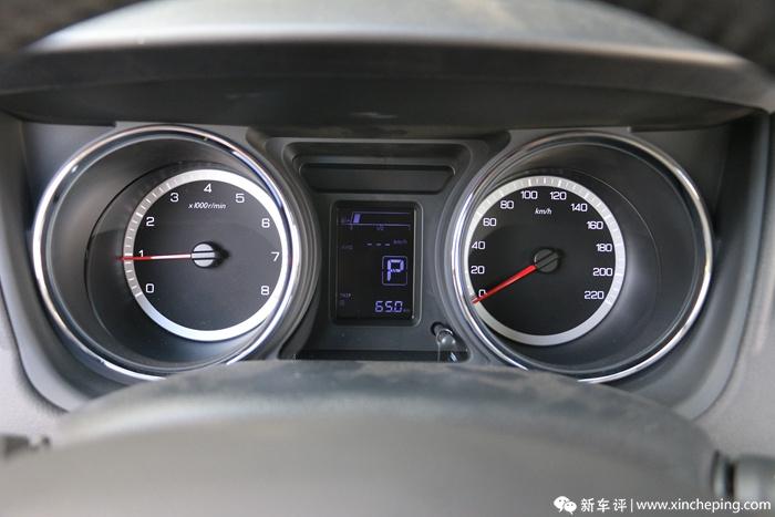 16款东风风神a60手动尊贵版,2016年东风风神a601.6自动豪华版